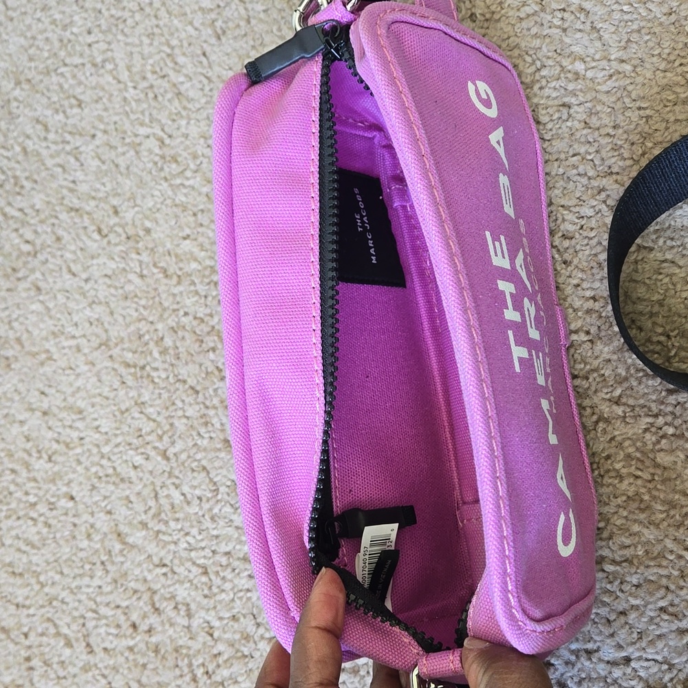 Marc Jacobs Camera Bag - Picture 3 of 4